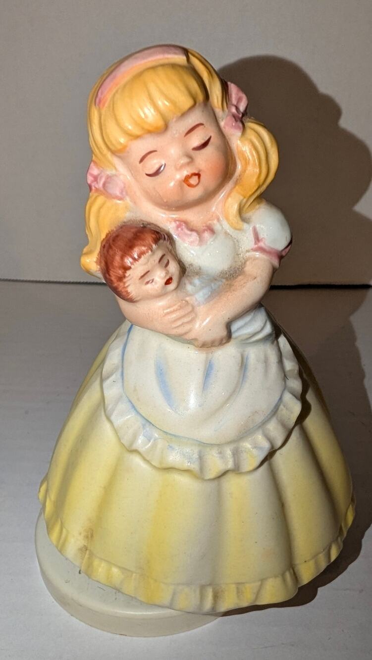 Vintage Sankyo Japan Music Box Figure Girl Holding Baby Brother Boy Works S81